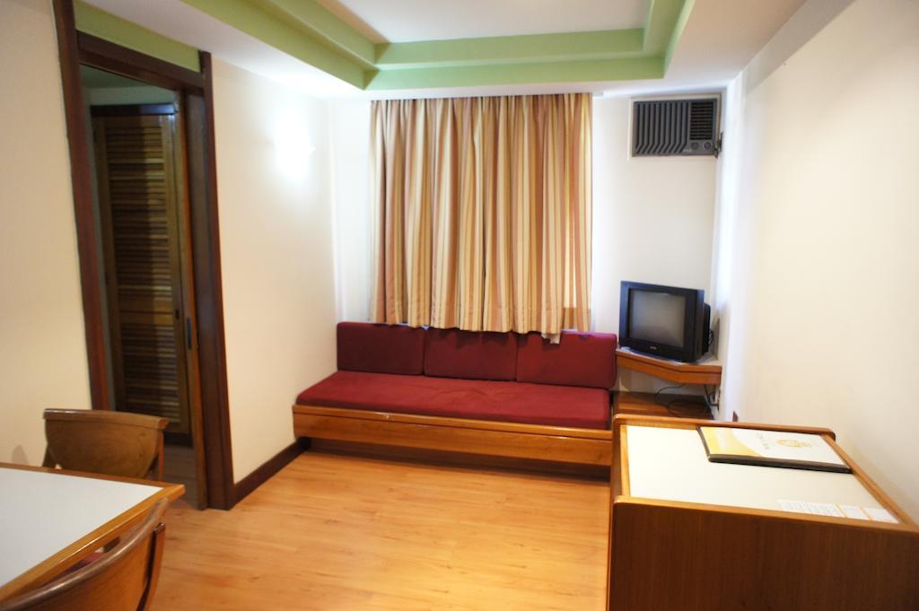 Hotel Solar Corte Real Sabará Quarto foto